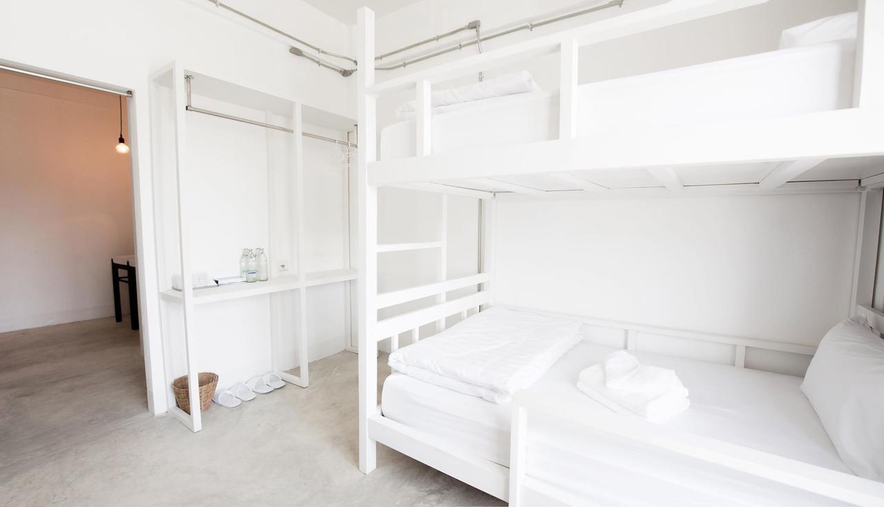 Hostel Flat White Cafe X Poshtel Lampang Exterior foto