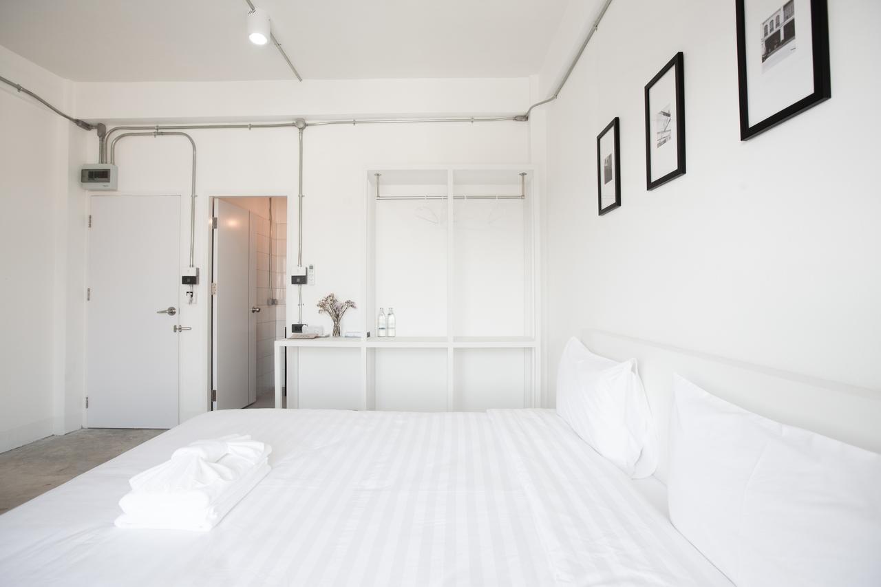Hostel Flat White Cafe X Poshtel Lampang Exterior foto